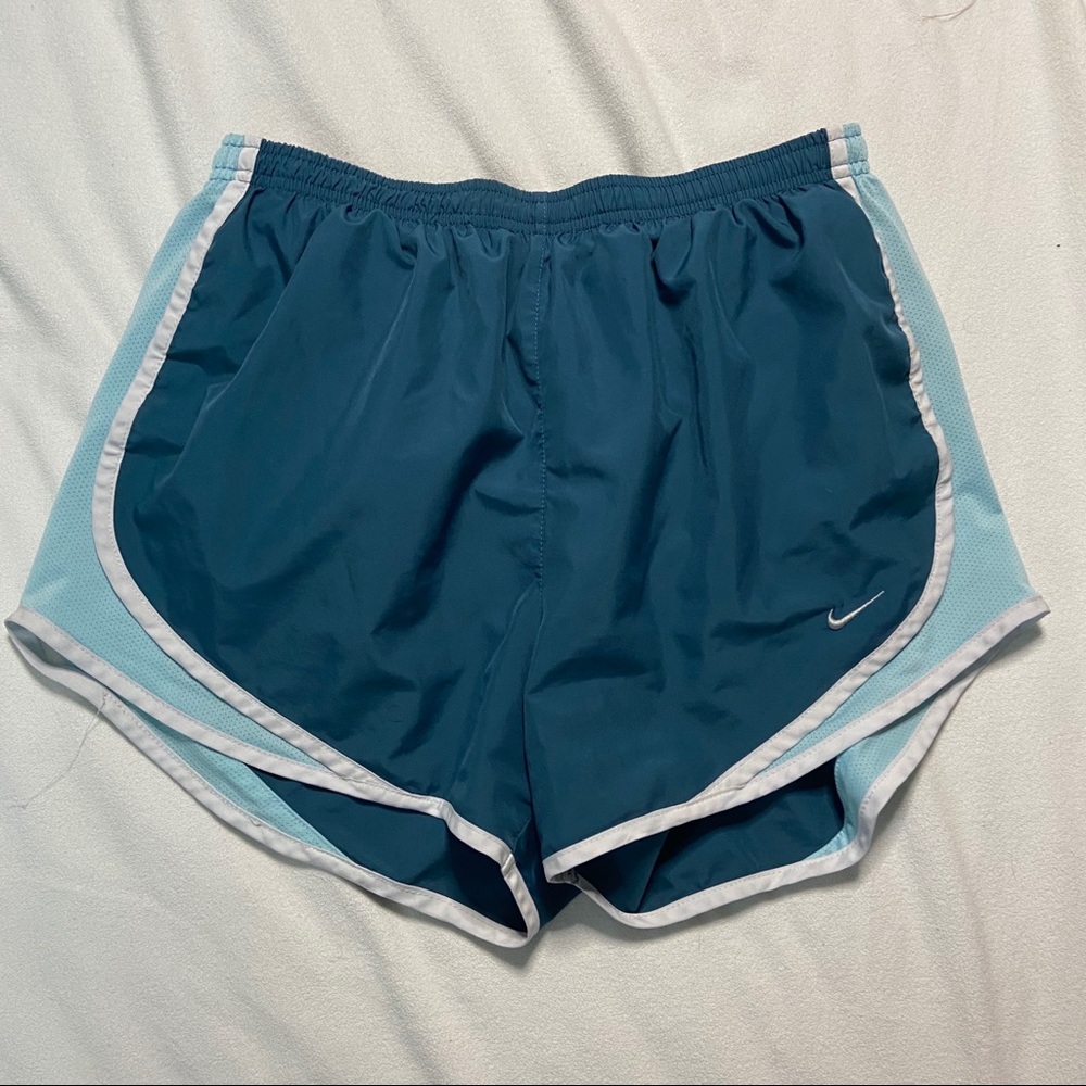WOMENS NIKE SHORTS